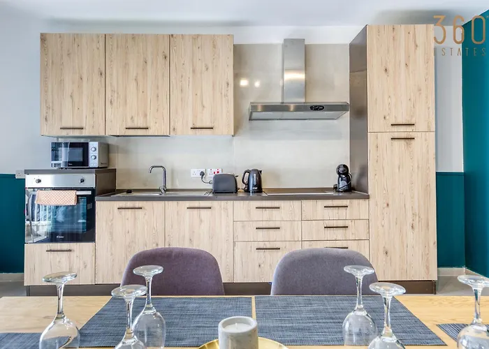 Urban Square Elite Suites By 360 Estates